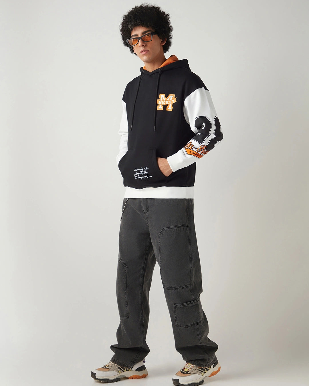 OFFICIAL DISNEY MERCHANDISE